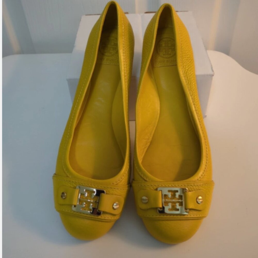 Tory Burch Women's Yellow Slip-On Leather Loafer, Size 8.5, EUC